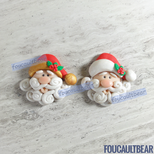 Foucaultbear's HANDMADE CLAY ART FLATBACKS. Jolly Santa Claus, Gold or White Trim. Handmade Polymer Clay Art. This clay flatback Jolly Santa Claus, in Gold or White Trim makes for a perfect hair centerpiece. You have the option of choosing either Gold Trim or White Trim. Notice the little Mistletoe! 